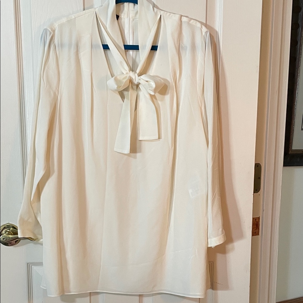 Escada 100% Silk Cream Tie-Neck Long Sleeve Blouse